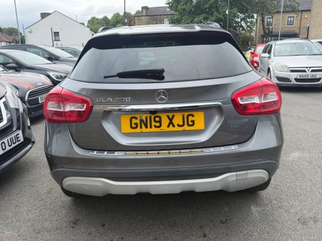 Mercedes-Benz GLA GLA 200 SE EXECUTIVE 7