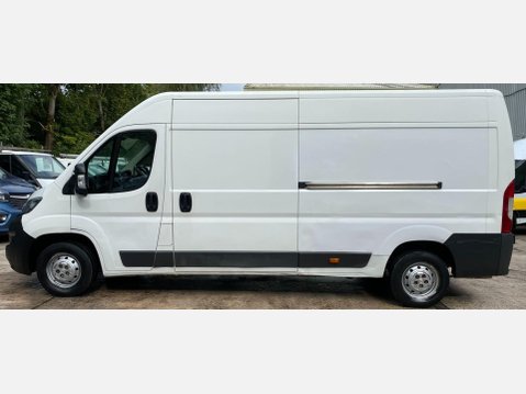 Peugeot Boxer 2.2 HDi 335 Professional Panel Van 5dr Diesel Manual L3 H2 Euro 5 (130 ps) 16