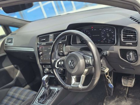 Volkswagen Golf 1.4 TSI 8.7kWh GTE Hatchback 5dr Petrol Plug-in Hybrid DSG Euro 6 (s/s) (20 33