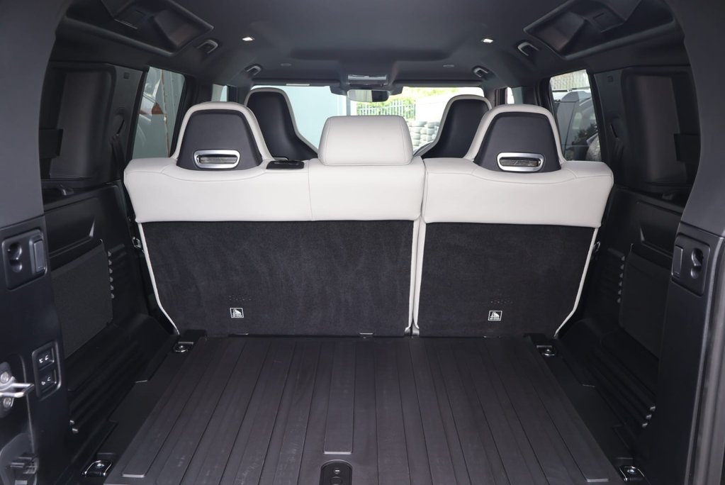 Land Rover Defender 110 2026 HARD TOP X-DYNAMIC HSE styled by SEEKER  with SVR SEAT CONVERSION 31