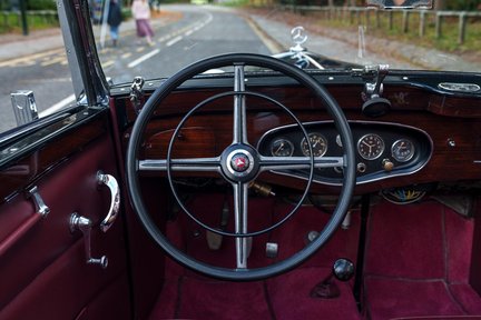 Mercedes-Benz 220 W21 16