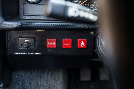 Lamborghini Countach 5000 QV 24