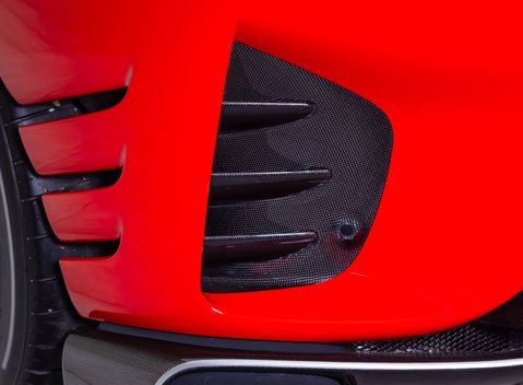 Ferrari 812 Competizione 47