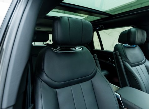 Land Rover Range Rover P460e Autobiography LWB 12