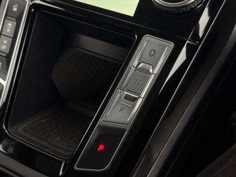 Jaguar I-Pace 400 90kWh SE Auto 4WD 5dr 82