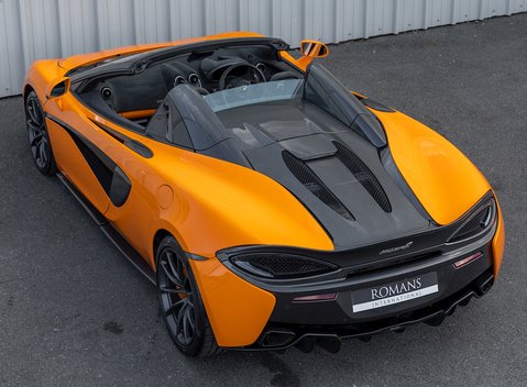 McLaren 570S Spider 8