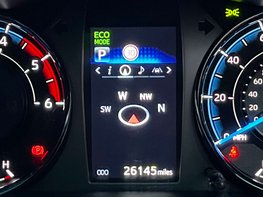 Toyota Hilux 2.8 HI-Luxury Invincible X D-4D 4WD Double Cab Auto 4WD 5dr 25