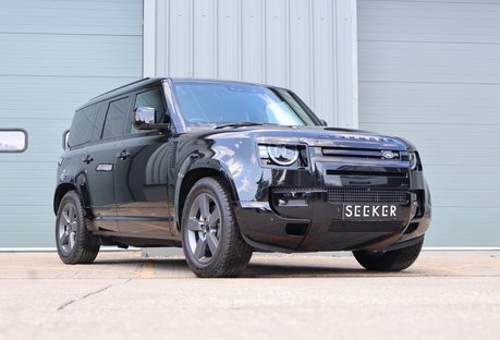 Land Rover Defender 110 2026 D350 HSE GENUINE REAR LAND ROVER SEATS FITTED X DEMO MODEL