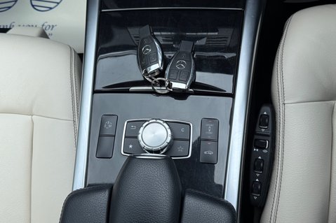 Mercedes-Benz E Class E350 BLUETEC AMG LINE PREMIUM PLUS -DRIVING ASSISTANCE PACK -360 CAMERA 44