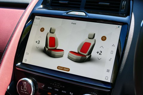 Jaguar E-Pace 1.5 E-PACE R-Dynamic SE PHEV AWD Auto 4WD 5dr 30