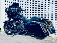 Harley-Davidson Street Glide Street Glide Special 1868 21