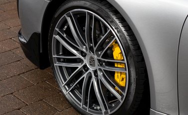 Porsche 911 Turbo Cabriolet (991.2) 27