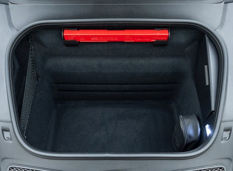 Porsche 911 (992) GT3 Touring 31