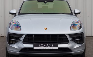 Porsche Macan GTS 4