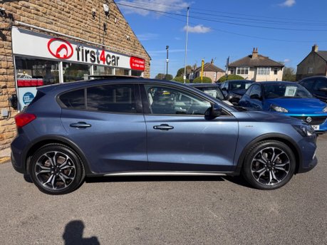 Ford Focus X 8