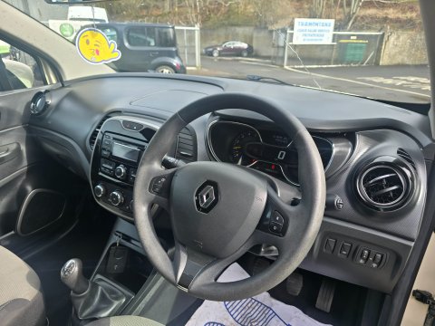 Renault Captur EXPRESSION PLUS ENERGY DCI S/S 8