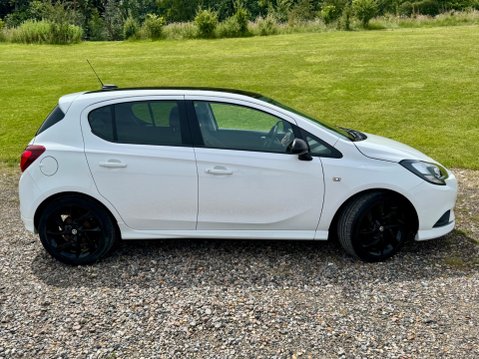 Vauxhall Corsa SRI VX-LINE NAV BLACK S/S 2