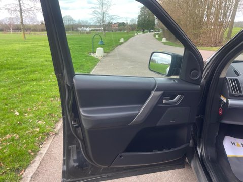 Land Rover Freelander 2 2.2 TD4 HST Auto 4WD Euro 4 5dr 28