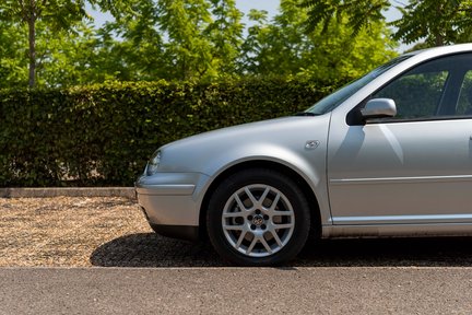 Volkswagen Golf GTI 10