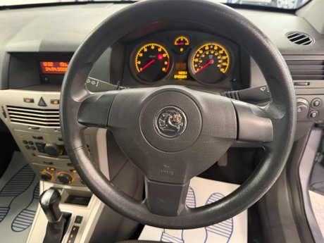 Vauxhall Astra 1.8i 16v Life 5dr 25