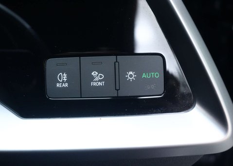 Audi A3 1.0 A3 Sportback 30 TFSI MHEV S Line Semi-Auto 5dr 41