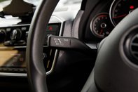 Volkswagen Up BLACK EDITION 12