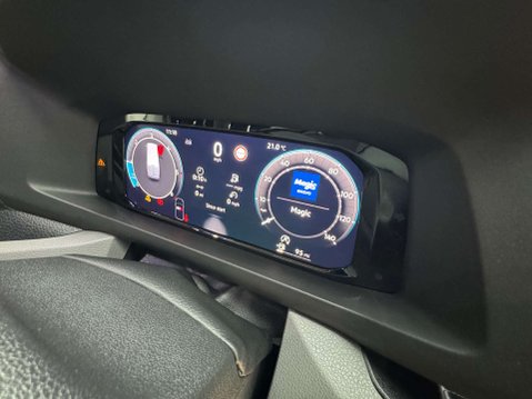 Volkswagen Crafter 2.0 Crafter CR30 Commerce TDI 5dr 24