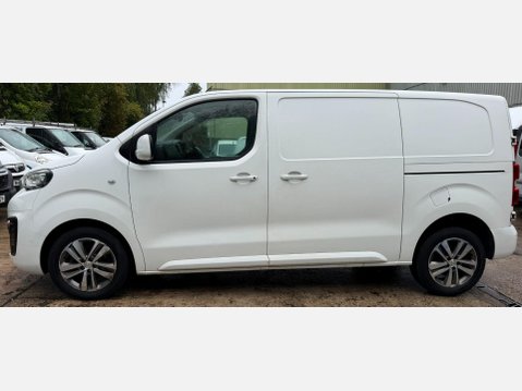 Peugeot Expert 2.0 BlueHDi 1400 Professional Plus Standard Panel Van 6dr Diesel Manual MWB 15