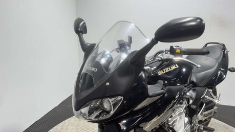 Suzuki Bandit 600 GSF 2001 ONLY 18K MK2 LONG MOT VERY CLEAN 600CC A2 BIKE 52