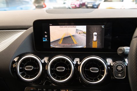 Mercedes-Benz GLA Class GLA 200 AMG LINE EXECUTIVE 31