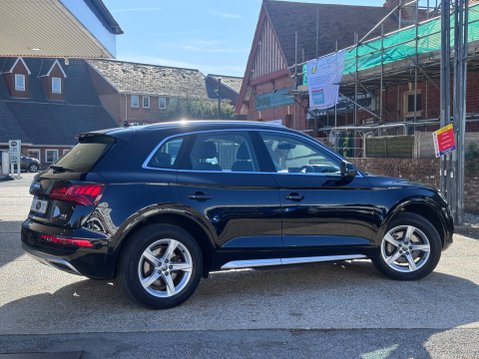 Audi Q5 TDI QUATTRO SPORT 2
