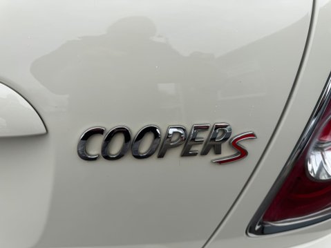 Mini Convertible COOPER S 23