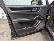 Porsche Cayenne 2.9 Cayenne V6 S Auto 4WD 5dr 55