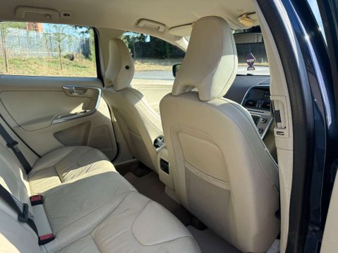 Volvo XC60 2.0 XC60 SE Luxury D4 Auto 5dr 21