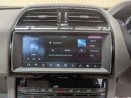 Jaguar F-Pace 2.0 F-PACE Portfolio AWD Auto 4WD 5dr 59
