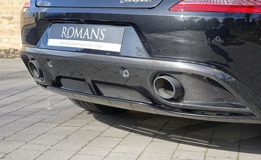 Aston Martin Vanquish Carbon Edition 32