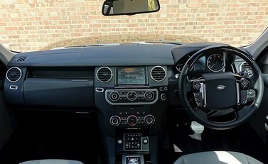 Land Rover Discovery 3.0 SDV6 19