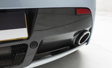 Aston Martin V12 Vantage S ROADSTER 52