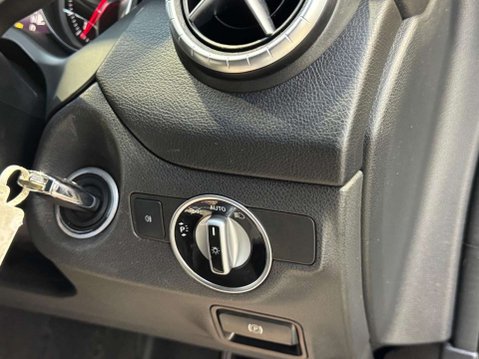 Mercedes-Benz CLA Class 2.1 CLA 200 D AMG Line Auto 4dr 51