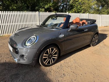 Mini Convertible COOPER S EXCLUSIVE 3