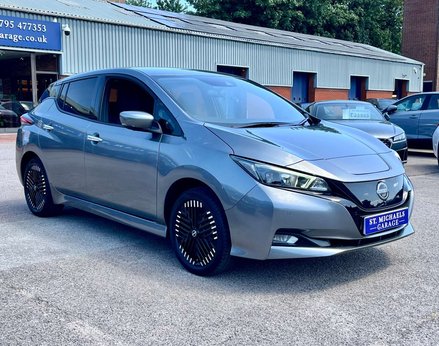 Nissan LEAF Leaf E + N-Connecta Electric, 60.9 kw/h battery, 239 mile range 5dr 4