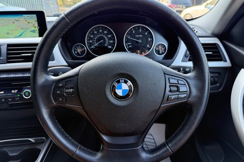 BMW 3 Series 320D XDRIVE SE TOURING -£6K EXTRAS - PRO NAV -CAMERA - AUTOMATIC  7