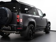 Land Rover Defender 2.0 P400e 15.4kWh X-Dynamic HSE SUV 5dr Petrol Plug-in Hybrid Auto 4WD Euro 43