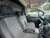 Citroen Berlingo AUTO LWB L2H1 Low Roof Driver Air Con Alloys Senso 14