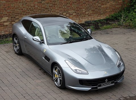 Ferrari GTC4 Lusso 3