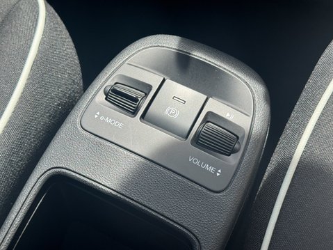 Fiat 500e 24kWh Action Hatchback 3dr Electric Auto (95 ps) 20