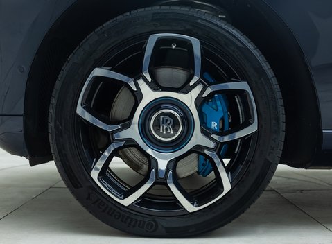 Rolls-Royce Cullinan BLACK BADGE 34