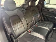 Porsche Cayenne 4.0 Cayenne V8 T Auto 4WD 5dr 41