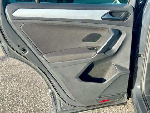 Volkswagen Tiguan 2.0 TDI SE Navigation Euro 6 (s/s) 5dr 62