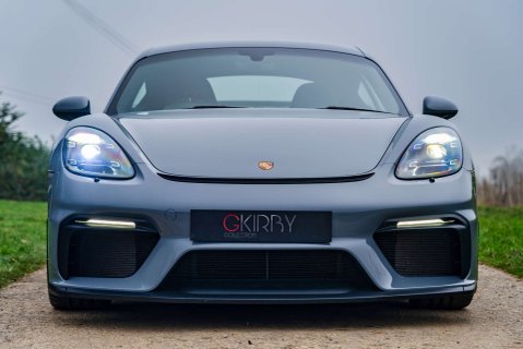 Porsche 718 GT4 PDK 24